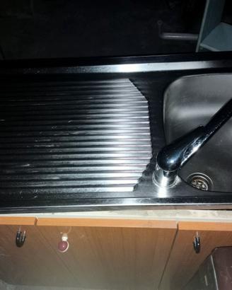 Lavandino inox 20€