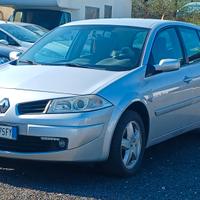 Renault Megane Mégane 1.5 dCi 5 porte Serie Specia