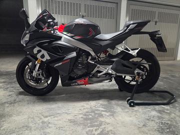 Aprilia rs 660