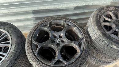 Cerchi in lega alfa romeo stelvio jeep fiat