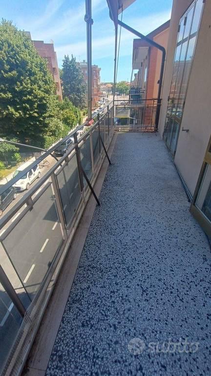 Appartamento di 136 m² con 5 locali e box auto dop - Vista 4