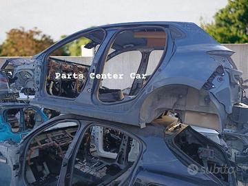 Ricambi scocca per taglio lamiera renault clio '23