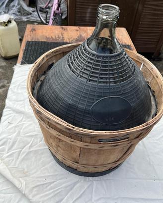 Damigiana con relativo contenitore in legno