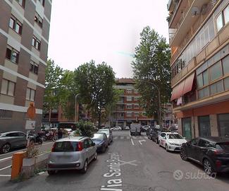 Tiburtino accogliente monolocale arredato