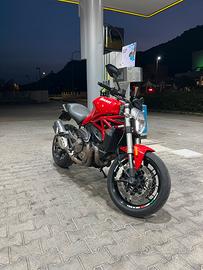 Ducati Monster 821