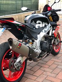 Aprilia Tuono v4 1100 factory