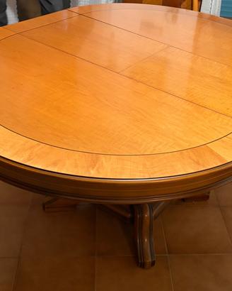 Tavolo tondo allungabile in legno con 4 sedie