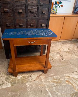 Comodino anni 40 rehab con disegno pesci