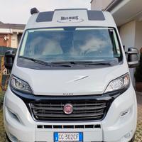 McLouis Menfys 3 Maxi Prestige del 2021 - 4 posti