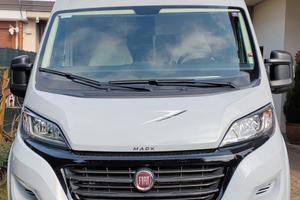 McLouis Menfys 3 Maxi Prestige del 2021 - 4 posti