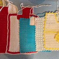 Bavaglini in cotone ad uncinetto