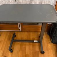 Tavolino da letto regolabile