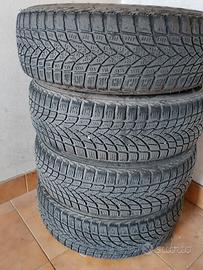 4 cerchi in ferro R15 + gomme