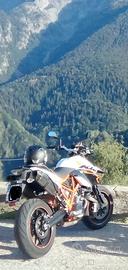 KTM 990
