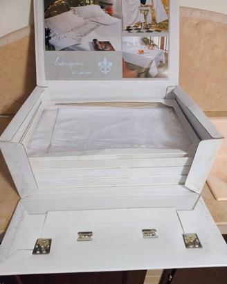 Corredo vintage "Linea Valentino" ricamato a mano 