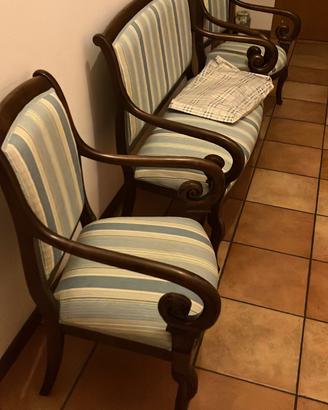 Poltrona in pelle e poltroncine da ingresso