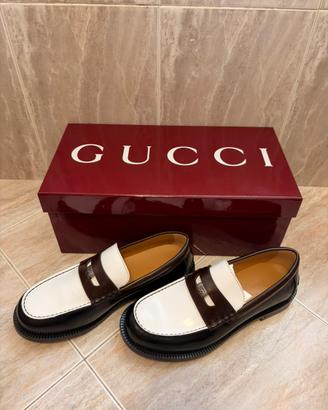 Mocassini Gucci in pelle