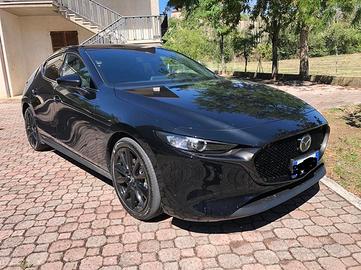 Mazda 3 Homura 2022 Ibrida "Neopatentati"
