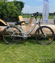 VELOCITY BICI ELETTRICA DA DONNA