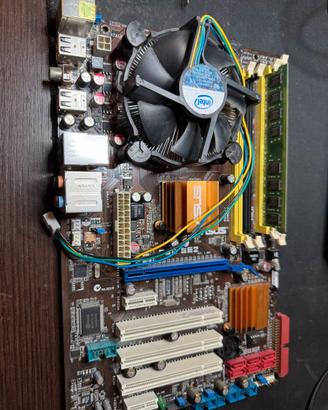 Scheda madre + CPU + Ram