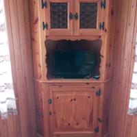 Angoliera in legno di pino, 