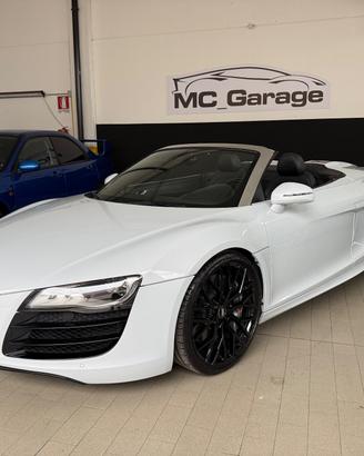 Audi R8 Spyder 5.2 V10 FSI quattro