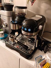 Macchina per caffè espresso con macinacaffè i