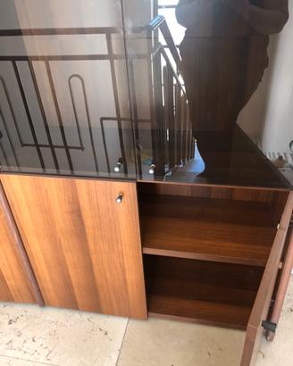 Libreria legno e vetro