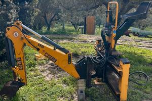Retroescavatore per trattore MORIS 5.21