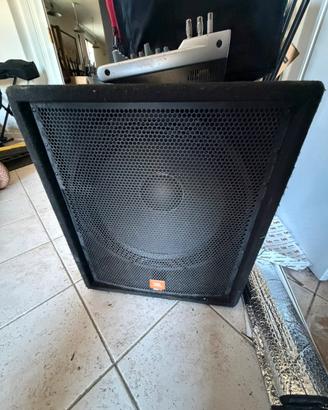 Subwoofer JBL JRX118S Passivo