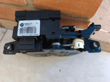 serratura vano posteriore BMW 316 d F31 anno 2013