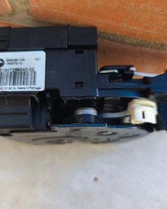 serratura vano posteriore BMW 316 d F31 anno 2013