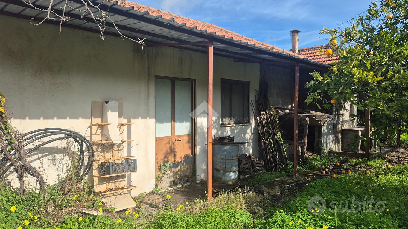 RUSTICO A PIEDIMONTE ETNEO - Altro