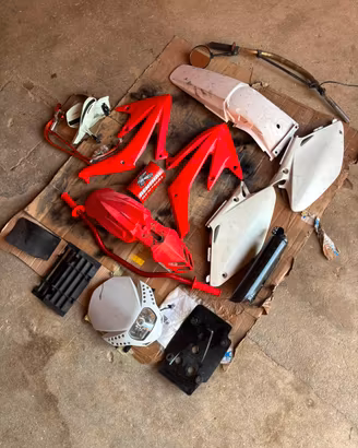 Plastiche HM 50 e ricambi