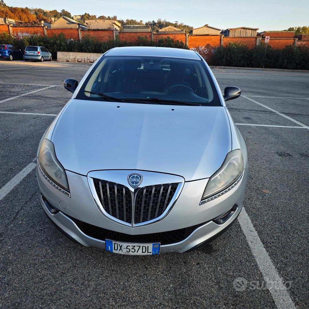Lancia Delta (2008-2015)