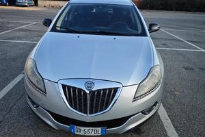 vedo lancia delta 2009 benzina.1.4 