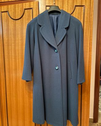 Cappotto vintage blu con bottoni gioiello