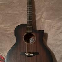 Chitarra acustica elettrica