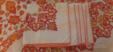 Graziosissima tovaglia fantasia