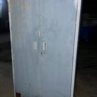 ARMADIO IN METALLO ZINCATO