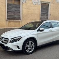 Mercedes GLA 220 4MATIC