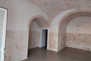 Locale in pietra