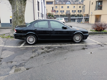 Jaguar XType 2,2 diesel Euro 4 anno 2005