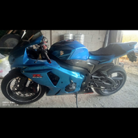Suzuki gsz r 1000