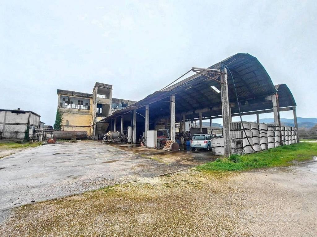 Immobile in asta di 3860 m² a Torrice - Altro