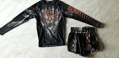 Completo MMA / Muay Thai VENUM TIGER