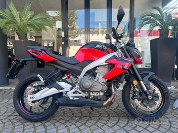 Aprilia Tuono 457