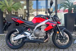 Aprilia Tuono 457