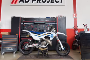 HUSQVARNA TC 125 2024 SUPERMOTO