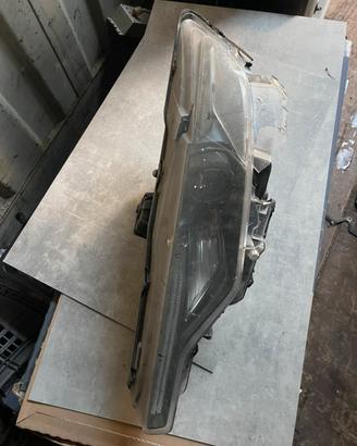 Faro maserati levante sinistro